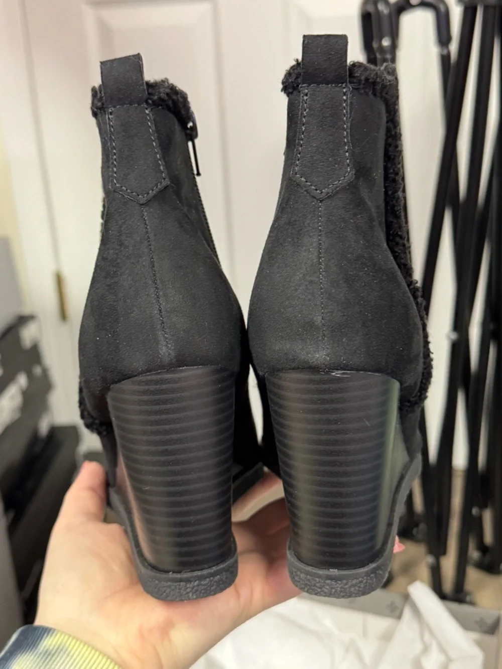 SUN + STONE Black Faux Fur Wedge Boots Size 8.5 Camillia Macy’s NEW $80 msrp